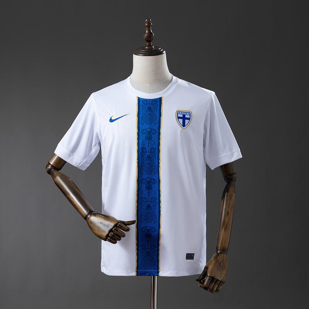 Finlandia 2026 1ª Equipación
